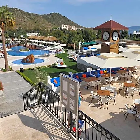 Hotel Bellazure 4*
